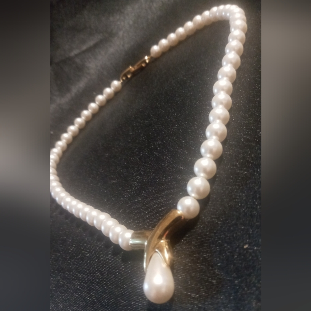Vintage Napier faux pearl collar necklace stamped